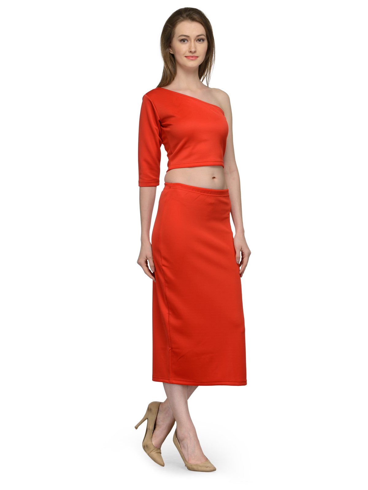 SINGLE SLEEVE CROP TOP