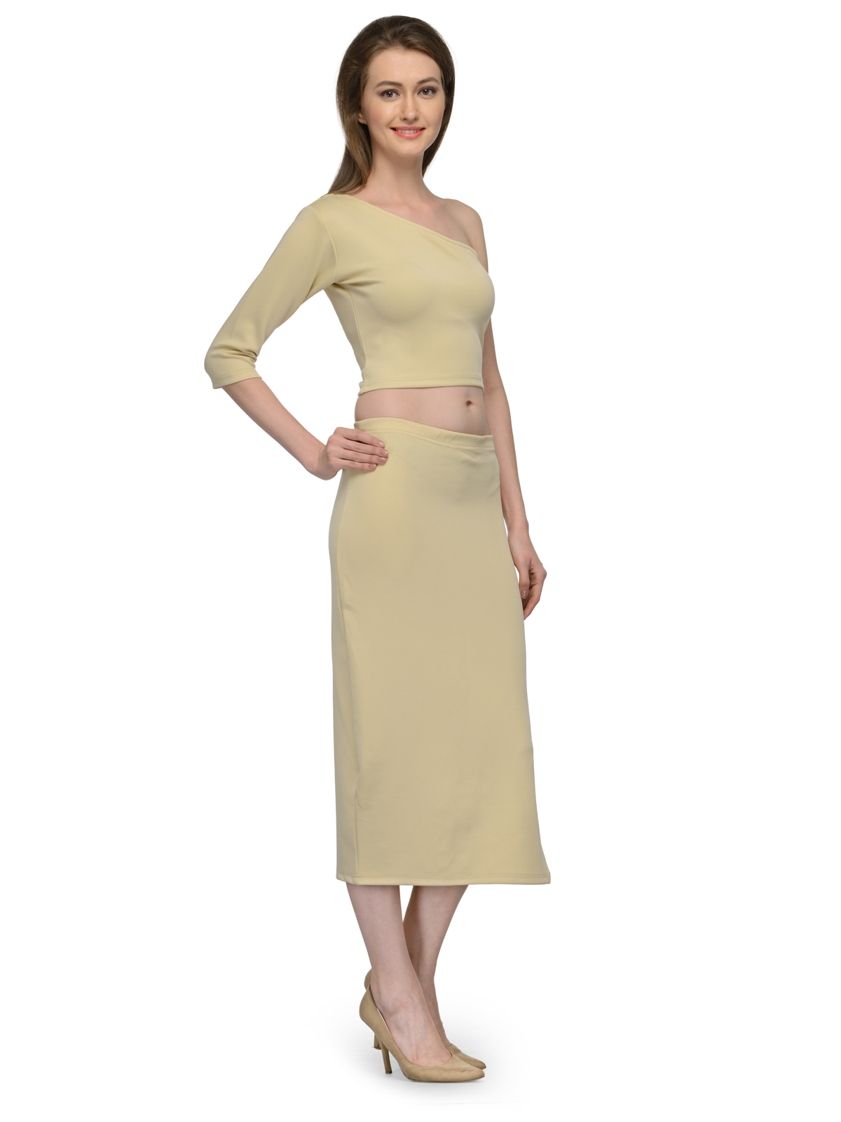 SINGLE SLEEVE CROP TOP